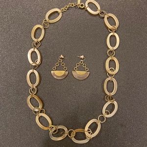 Silpada KR Collection Chunky Plastic and Metal Necklace and Earrings